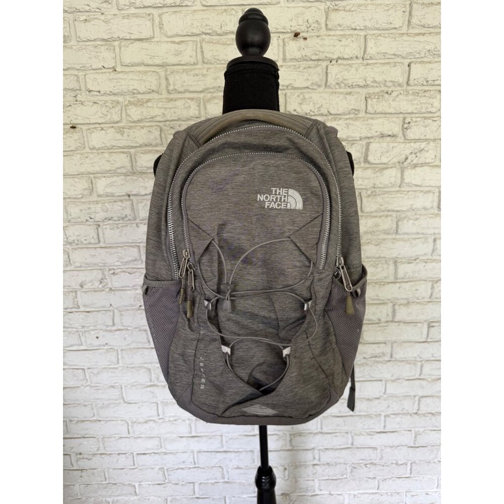The‎ North Face Jester Backpack Heather Gray White Hiking Camping School Outdoor